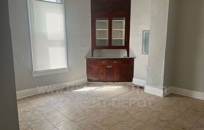 1603 W MISSOURI