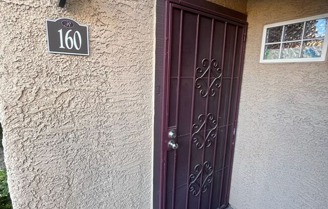 Great Location- 3 bedroom Condo