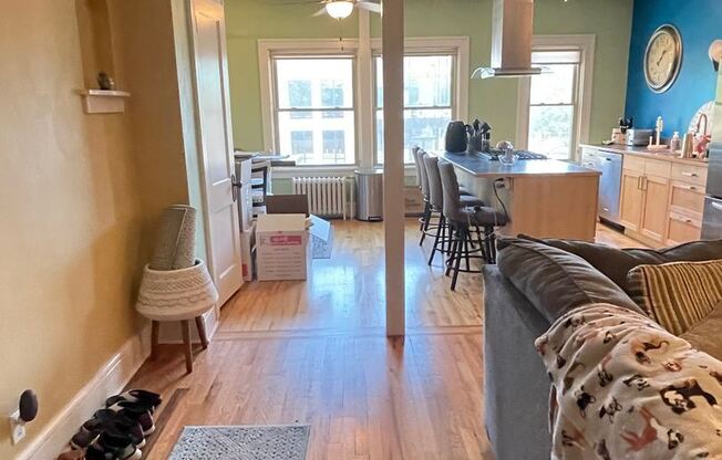 2300 Central Ave NE