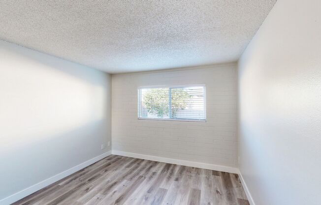2 beds, 1 bath, 800 sqft, $1,490, Unit 1712-4