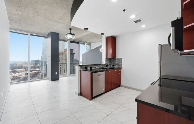 1 bed, 1 bath, $2,095, Unit UNIT 2008