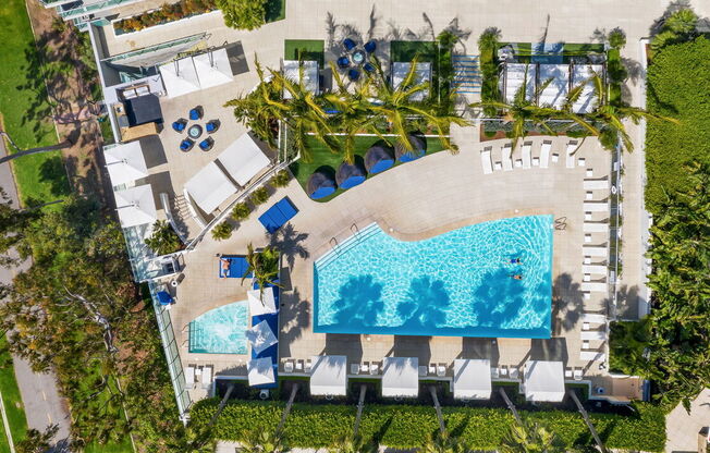 13700 MARINA POINTE DR