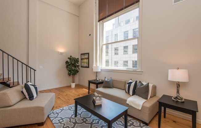 2 beds, 2 baths, $2,995, Unit #204