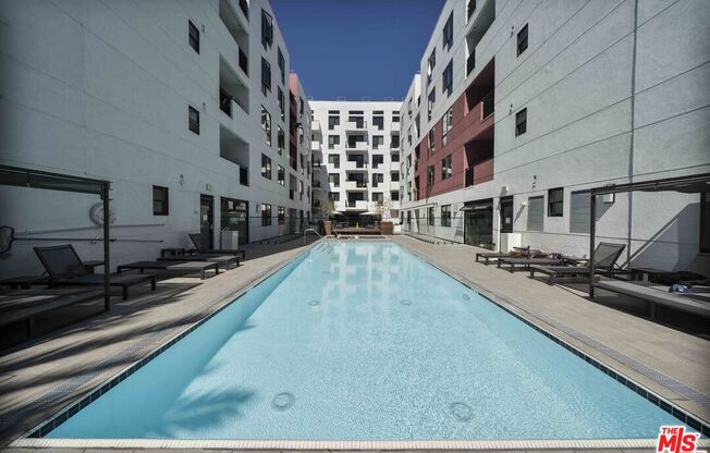 2 beds, 2 baths, 1,020 sqft, $3,200, Unit 610