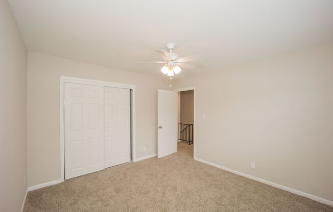 2 beds, 1.5 baths, 1,100 sqft, $1,299, Unit C11