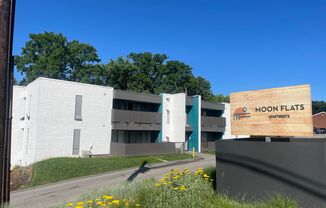 Moon Flats Apartments