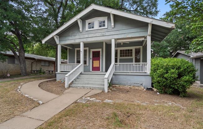 Exclusive New 4 Bed Remodeled with huge back yard in West Campus