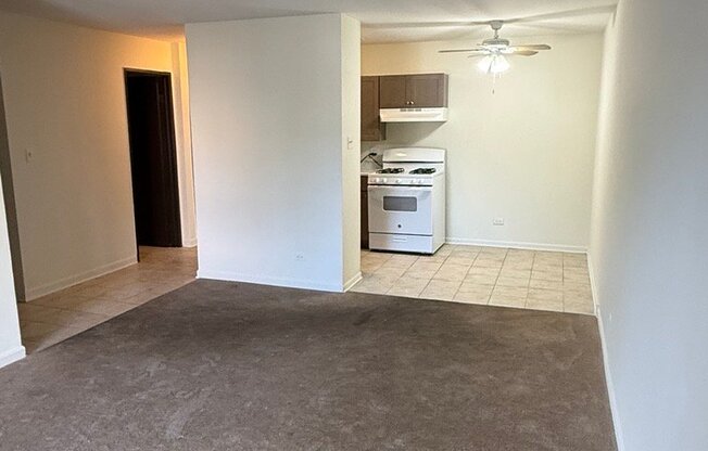 351 HAWTHORNE CIR