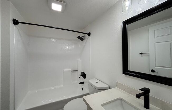 2 beds, 2 baths, 1,150 sqft, $2,148, Unit 112