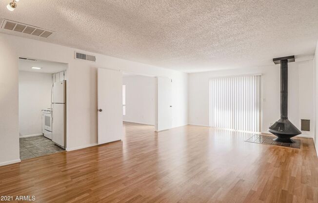 2 beds, 2 baths, $1,395