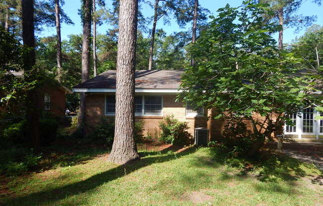 3 beds, 2 baths, $2,000