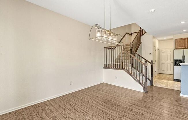 3 beds, 2.5 baths, $2,995, Unit Unit B