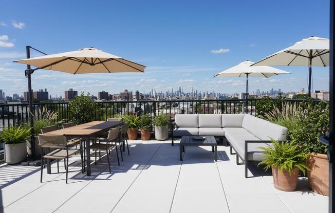 2 beds, 2 baths, $6,495, Unit G23