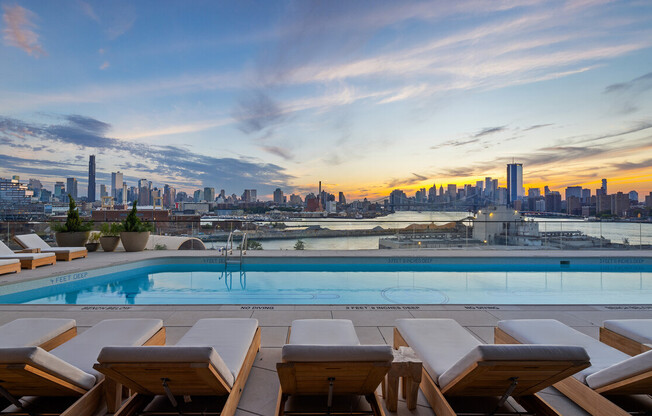 1 bed, 1 bath, $5,250, Unit 512