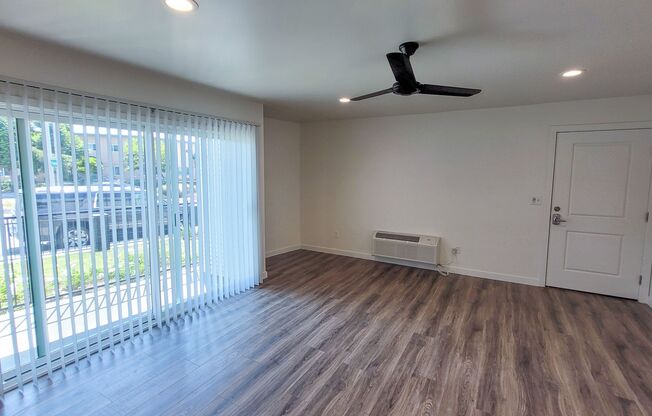 1 bed, 1 bath, 610 sqft, $1,950, Unit 18
