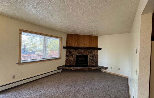 2104 Roosevelt Dr.