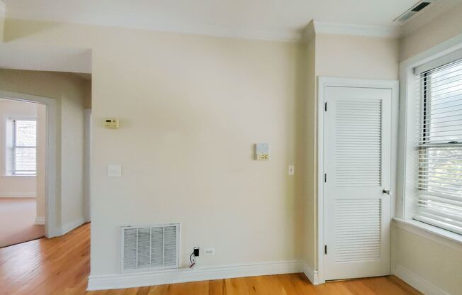 2 beds, 1 bath, 645 sqft, $2,750, Unit 1210WAV2