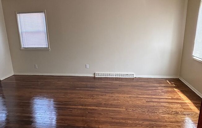 3623 N. 76th St.
