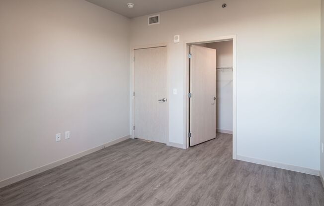 3 beds, 2 baths, 1,413 sqft, $3,600, Unit 625