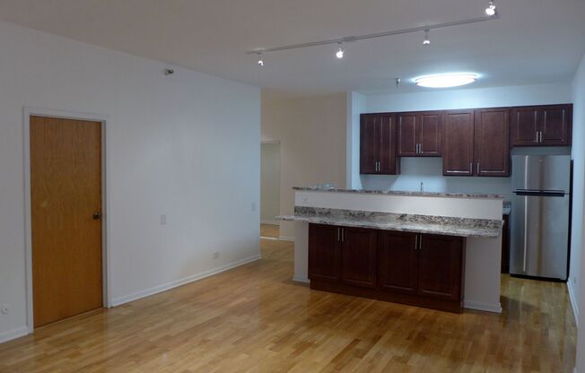 2 beds, 2 baths, 1,250 sqft, $2,695, Unit 06D