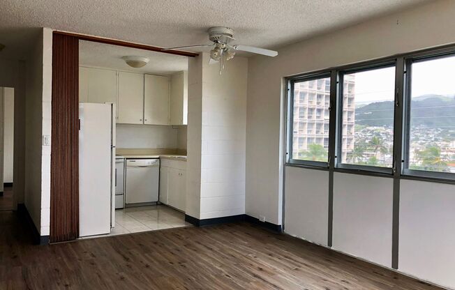 Pet Friendly Ala Wai Cove - 1BR/1BA/1PK