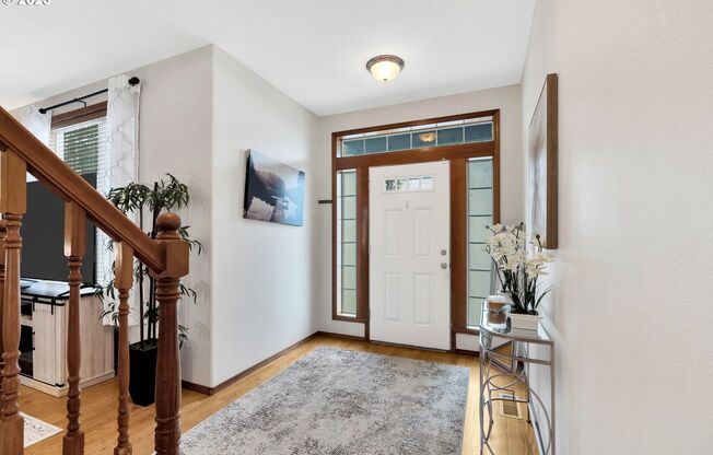 Spacious 3-Bedroom Home with Vaulted Ceilings & Expansive Backyard