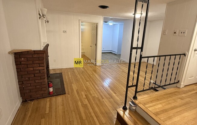 469 COMMONWEALTH AVE