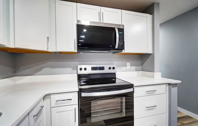 3 beds, 2 baths, 1,130 sqft, $1,875, Unit 5564-03