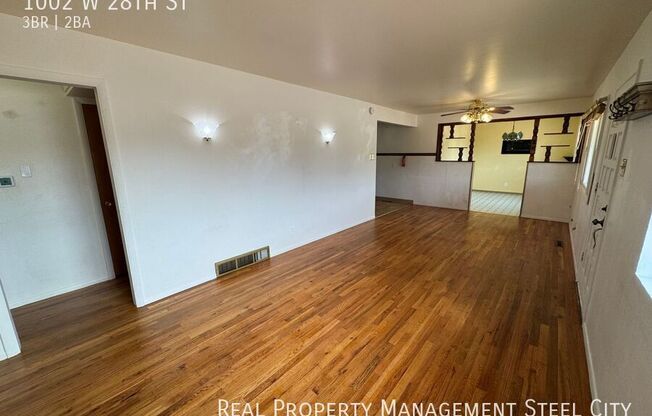 1002 W 28 ST