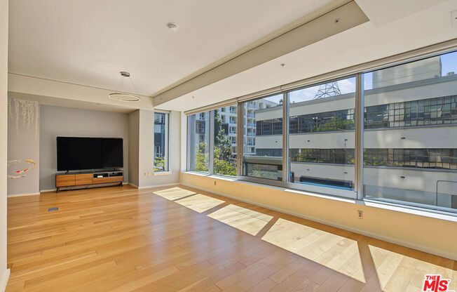 1 bed, 1.5 baths, 1,090 sqft, $3,000, Unit 302