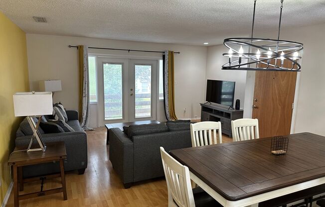 Fully Furnished 2/2 Condo!