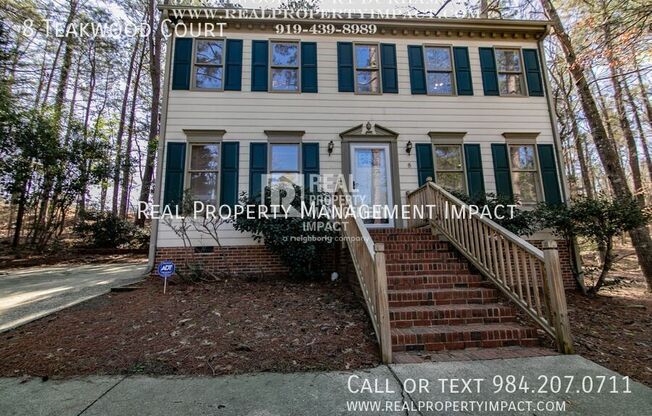 8 TEAKWOOD CT