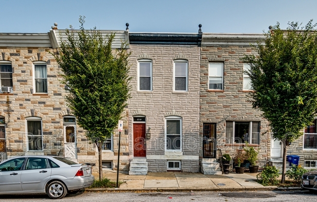 3210 E FAIRMOUNT AVE