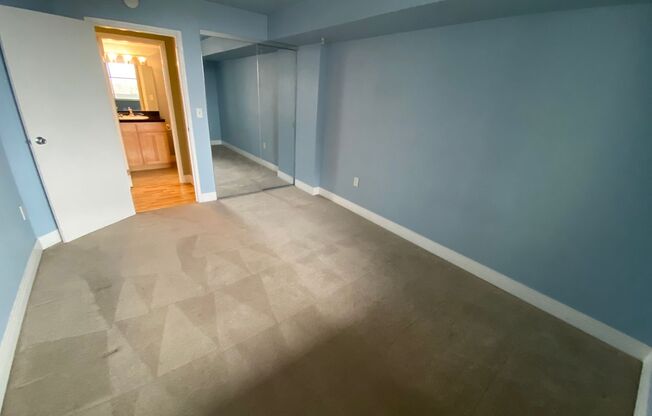2 beds, 2 baths, $1,600