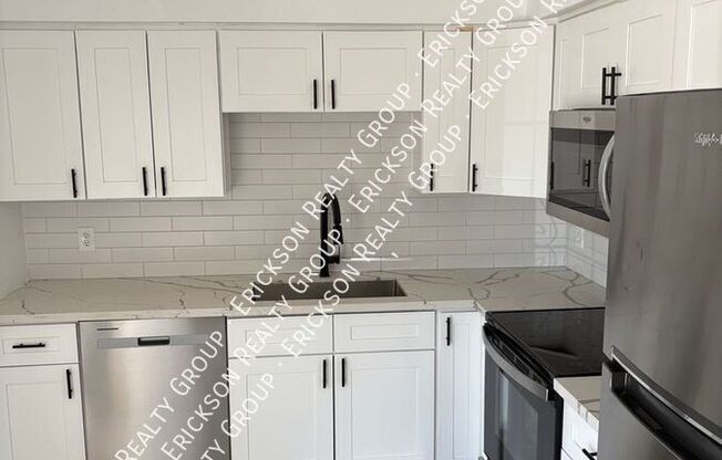 1978 E DON CARLOS AVE