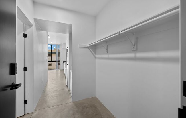 Studio, 1 bath, 353 sqft, $1,995, Unit Unit 10