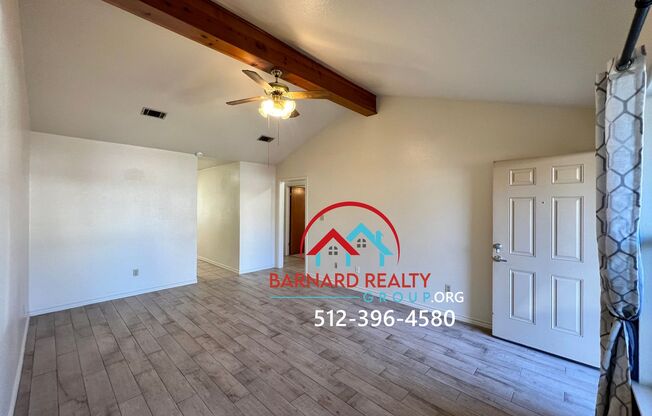 Available June 10: 3 Bed 2 Bath Duplex with Fenced in Yard on Bus Route