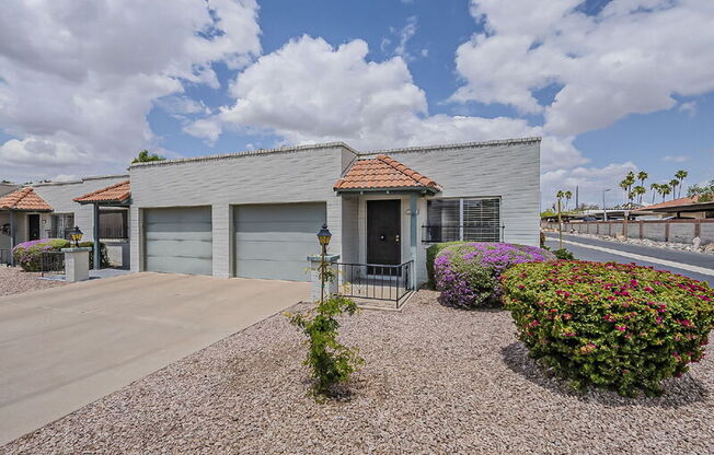 4328 E CAPRI AVE