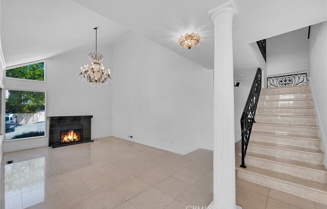 10211 CLEMATIS CT