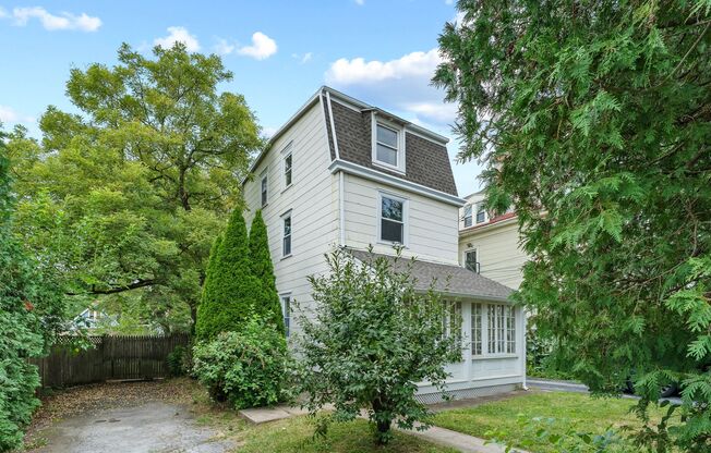 316 LOCUST AVE