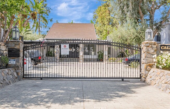 1 bed, 1 bath, 758 sqft, $2,200, Unit 203