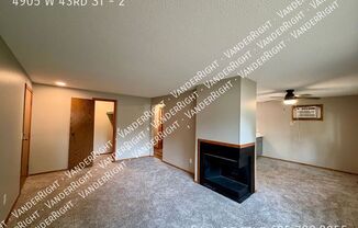 4905 W 43 ST