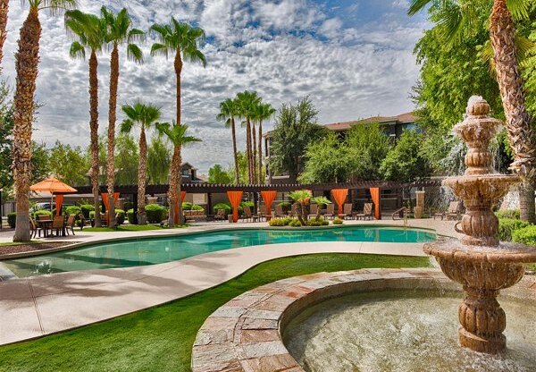 Stonebridge Ranch Apartments in Chandler