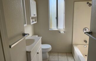 1 bed, 1 bath, $1,900, Unit High, 730 #D