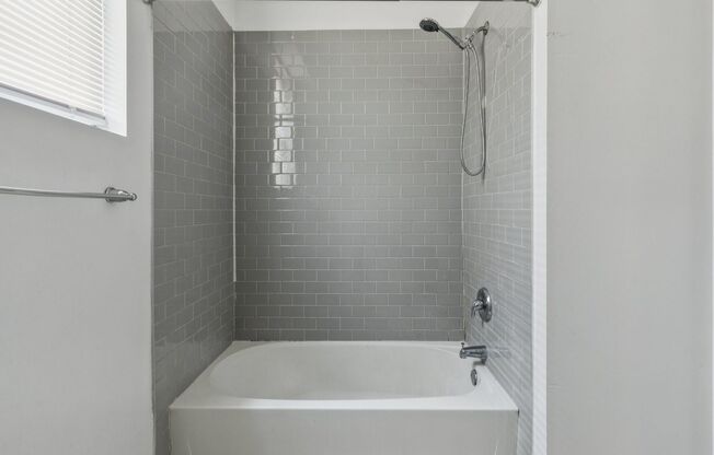 3044 Richmond Street