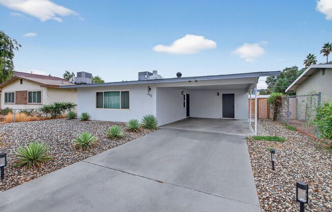 *NO HOA* MOVE-IN READY SINGLE STORY HOME!