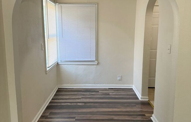 Spacious 2 Bed / 1 Bath Quadplex Near Downtown Wichita- $775