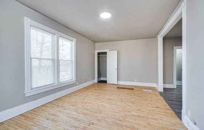 924 W. 5th St