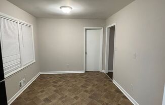 2 beds, 1 bath, $1,195, Unit 3632-A