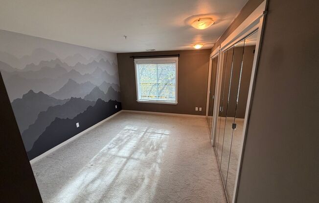 Tastefully Updated 2bd 2bath Queen Anne Condo for Rent!